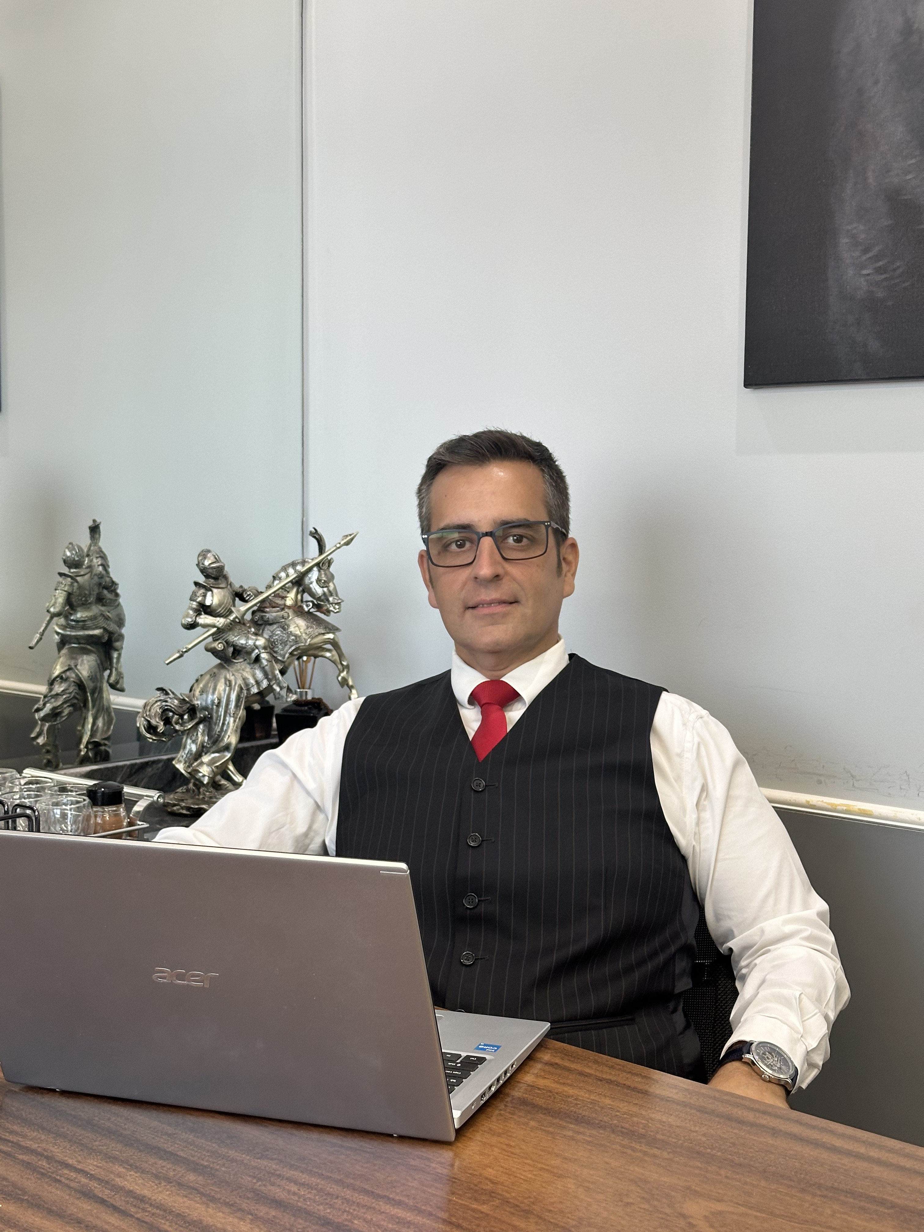 Foto do Dr. Willian Carvalho